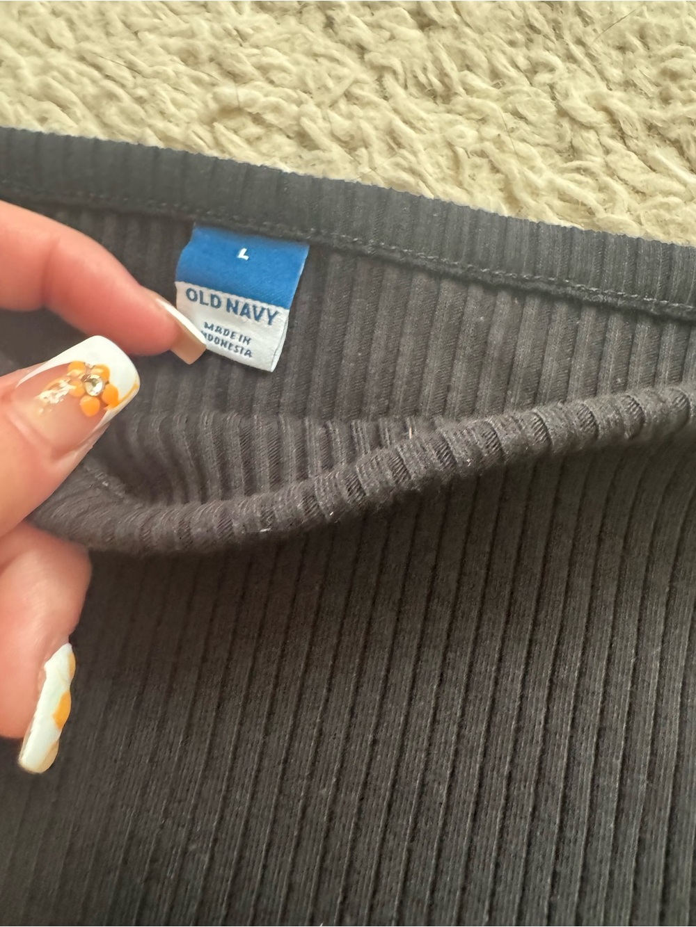5/$20 old navy tank - Picture 5 of 5
